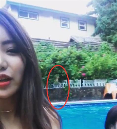 Model Gets Photobombed By Terrifying Ghost Child